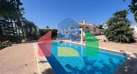 Spectacular Villa in Ciudad Quesada Rojales area with its own pool and unobstructed views