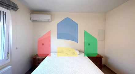 Эффектная вилла в районе Сьюдад-Кесада-Рохалес с собственным бассейном и панорамным видом.