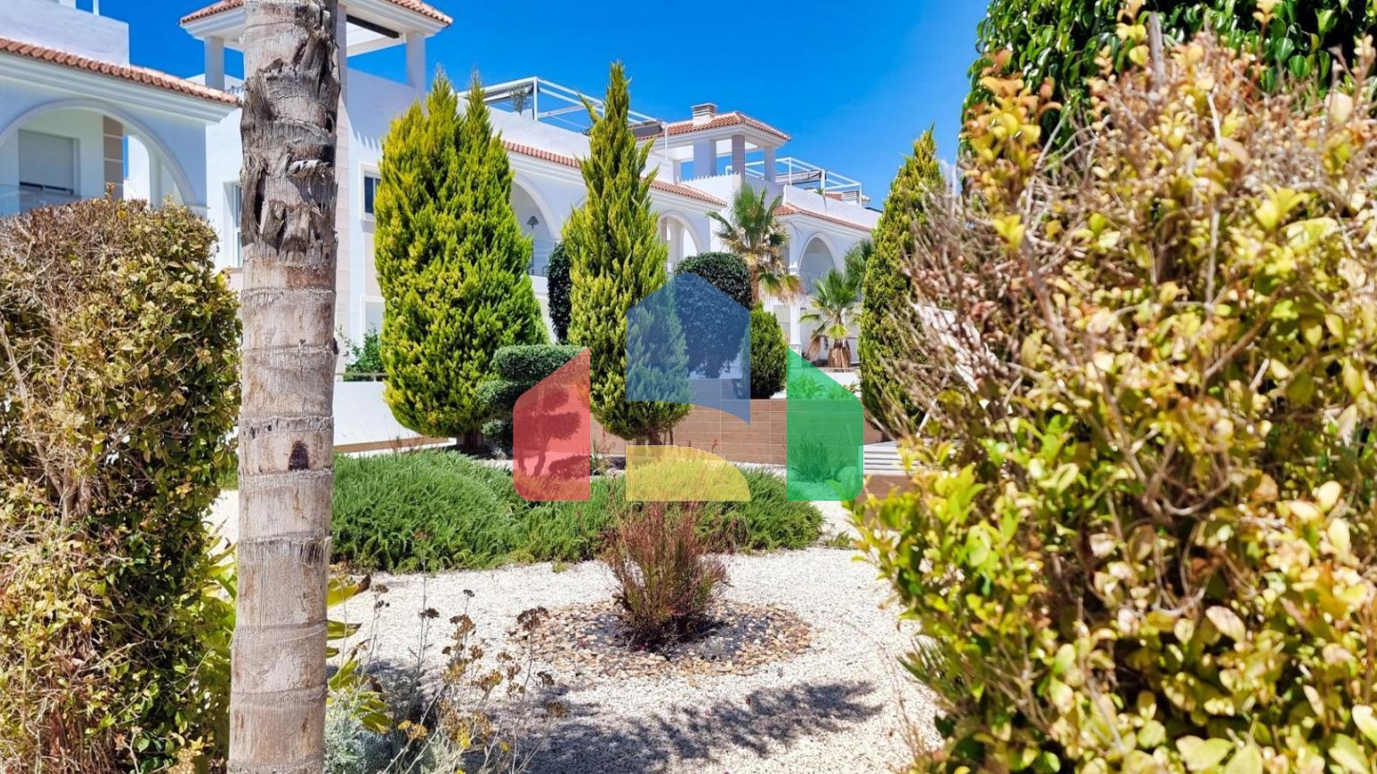 Бунгало в Сьюдад Кесада ID B10203