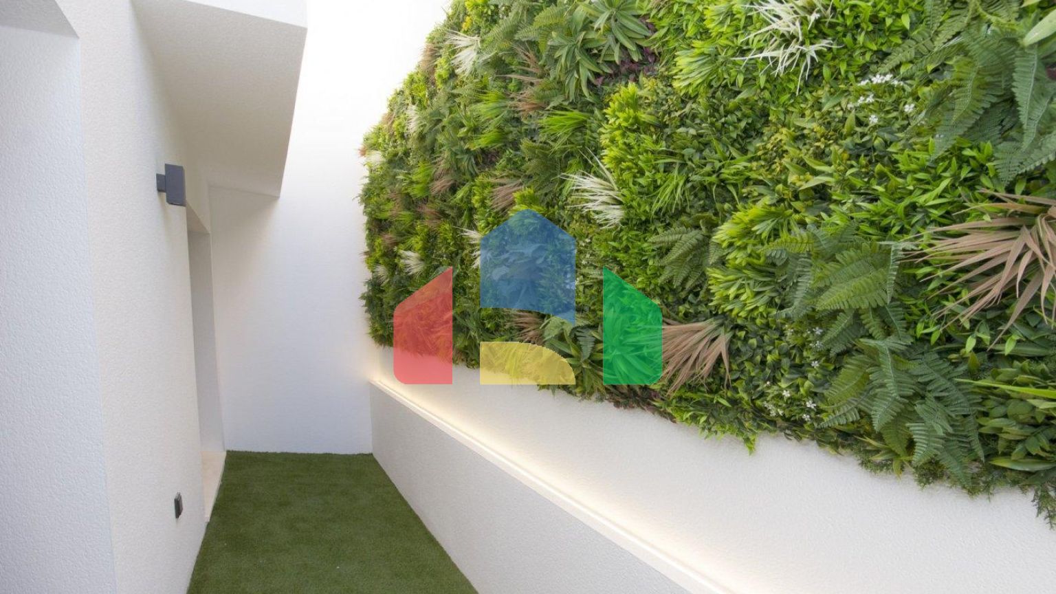 СОВЕРШЕННО НОВЫЕ ВИЛЛЫ В CIUDAD QUESADA !!!