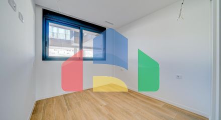 Просторный, новый дуплекс в Финестрате Просторный, новый дуплекс в Финестрате