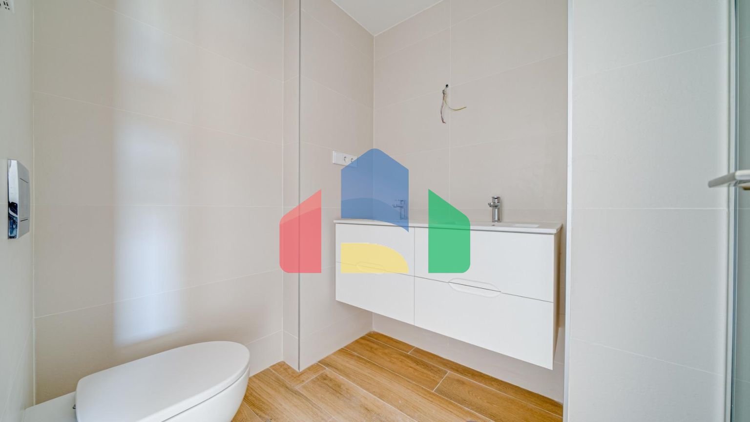 Просторный, новый дуплекс в Финестрате