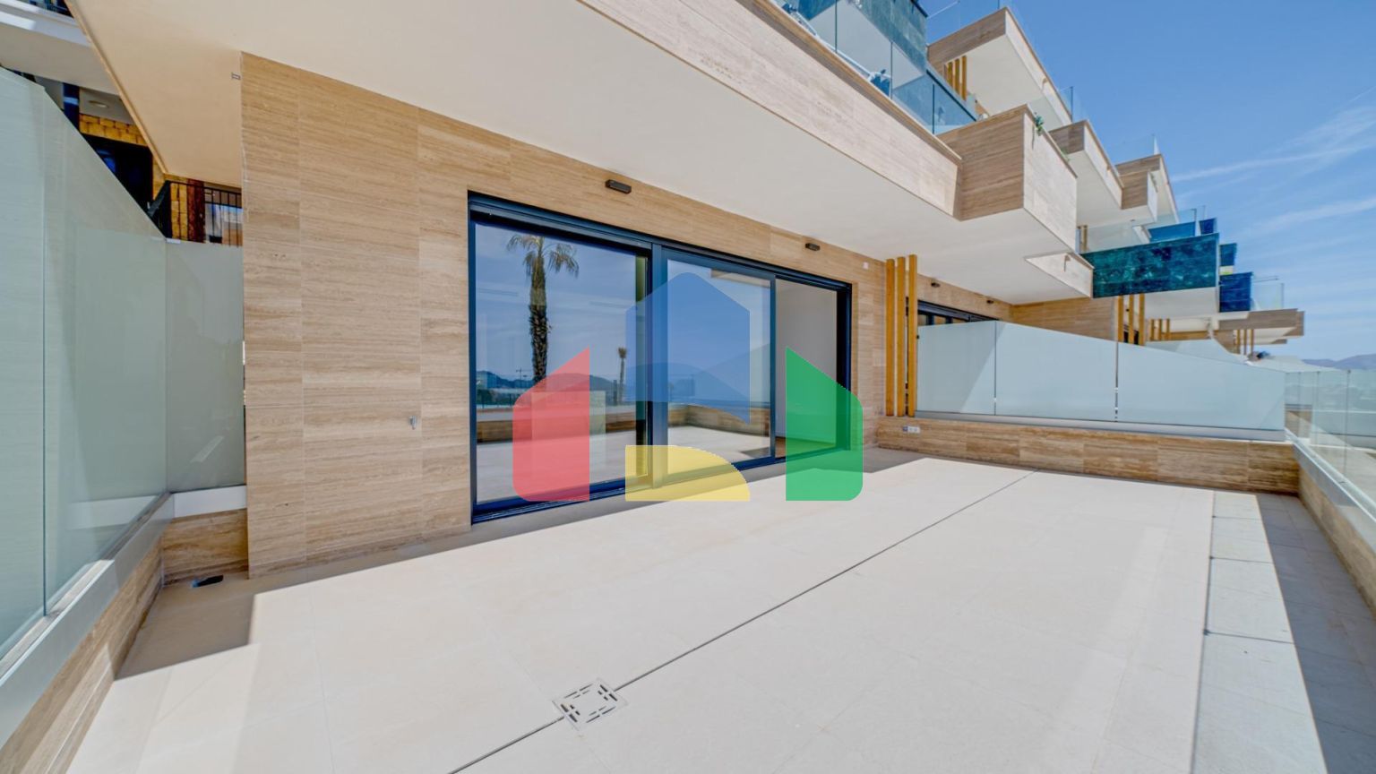 Просторный, новый дуплекс в Финестрате