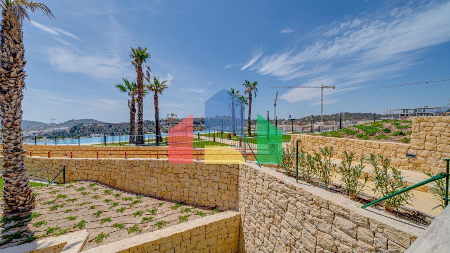 Просторный, новый дуплекс в Финестрате