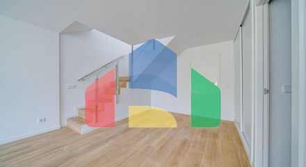 Просторный, новый дуплекс в Финестрате Просторный, новый дуплекс в Финестрате