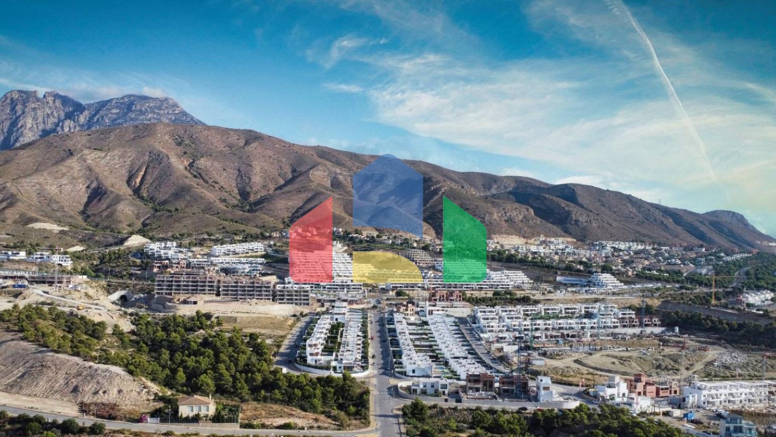 Новые квартиры и таунхаусы с видом на море