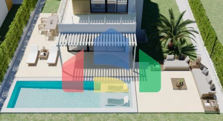 Single-family homes with private pool