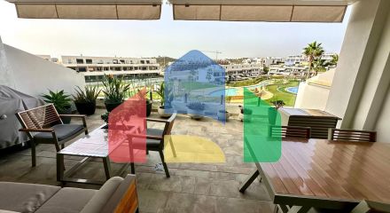 Просторный дуплекс с панорамными видами в CAMPORROSSO VILLAGE, Бенидорм