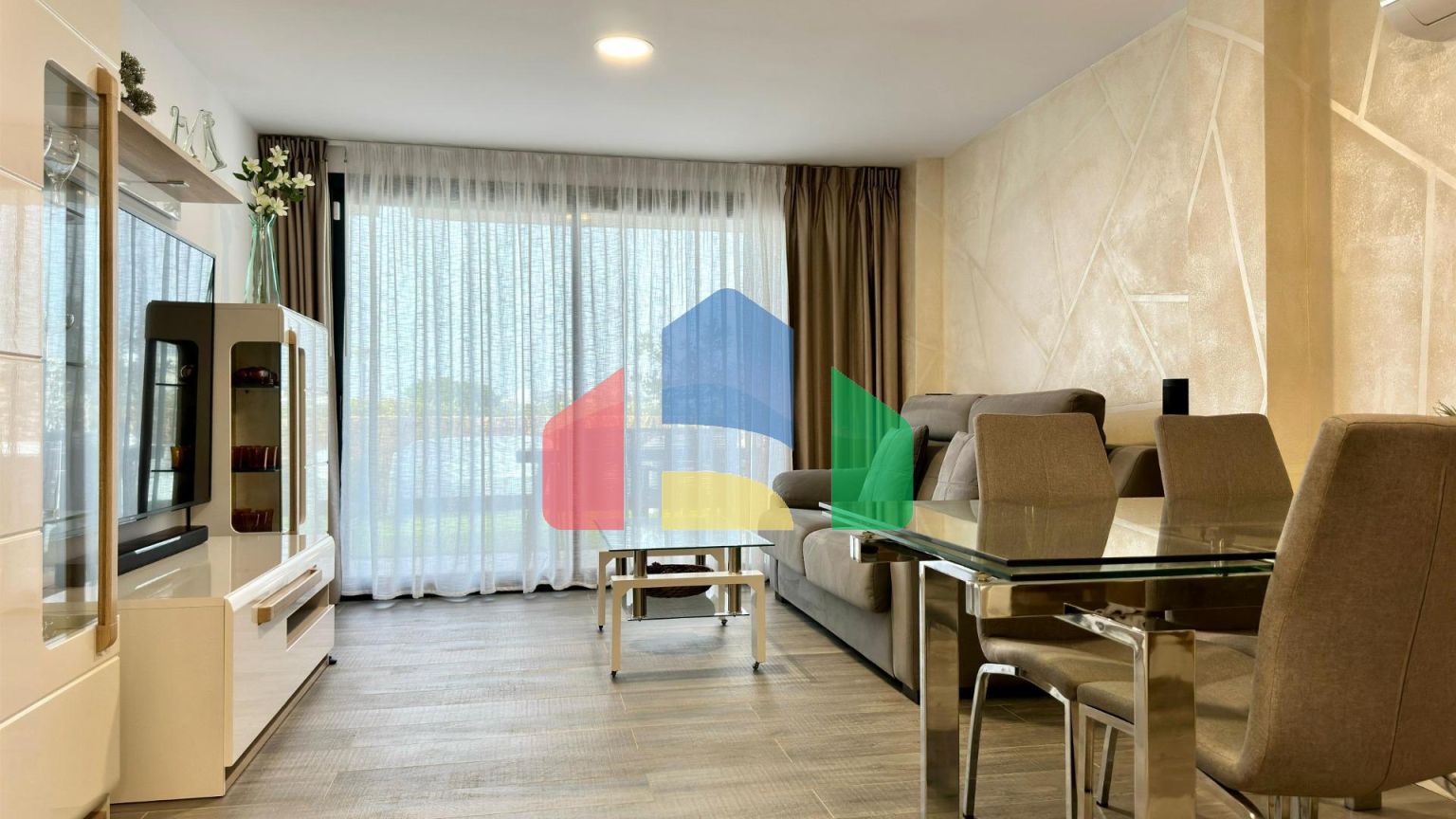 Просторный дуплекс с панорамными видами в CAMPORROSSO VILLAGE, Бенидорм