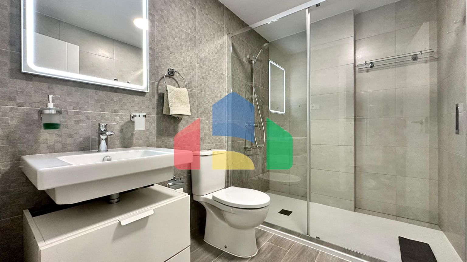 Просторный дуплекс с панорамными видами в CAMPORROSSO VILLAGE, Бенидорм