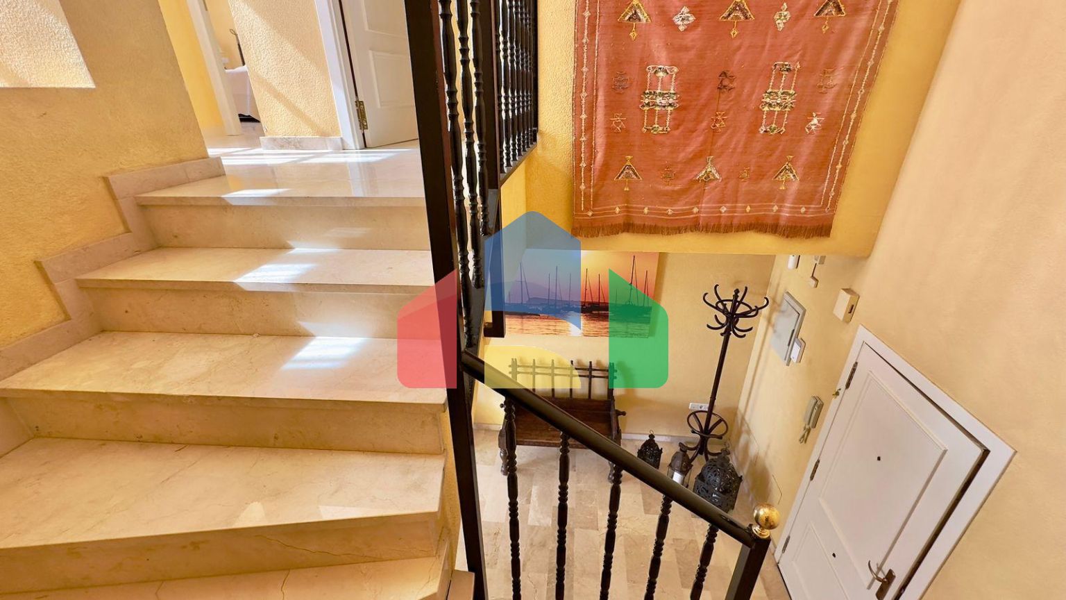 ПРОСТОРНАЯ СРЕДИЗЕМНОМОРСКАЯ ВИЛЛА В GOLF BAHIA ФИНЕСТРАТ  С ВИДАМИ