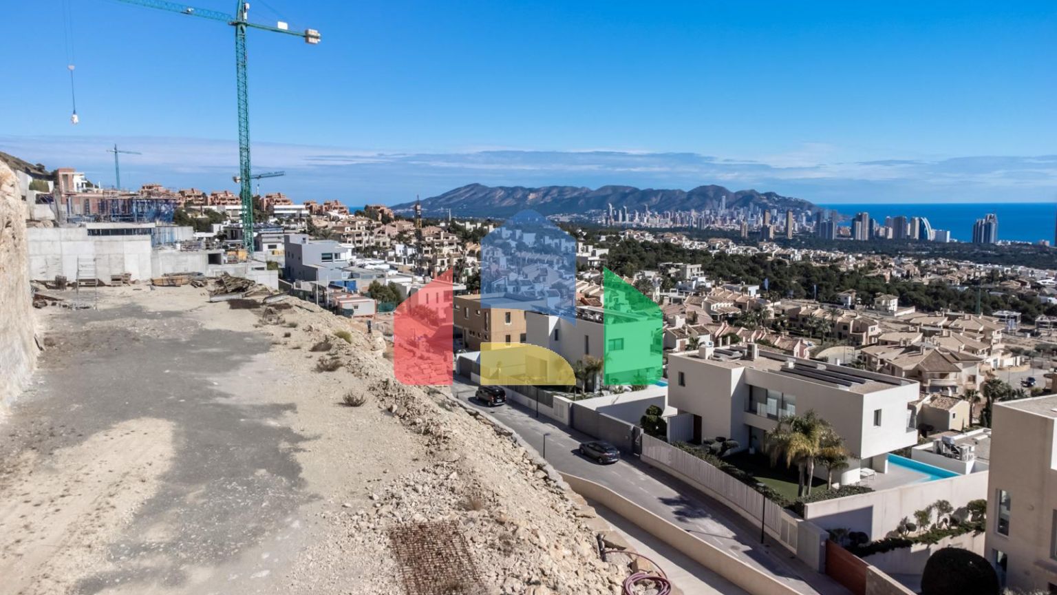 Уникальные виллы с потрясающим видом на море в Финестрате