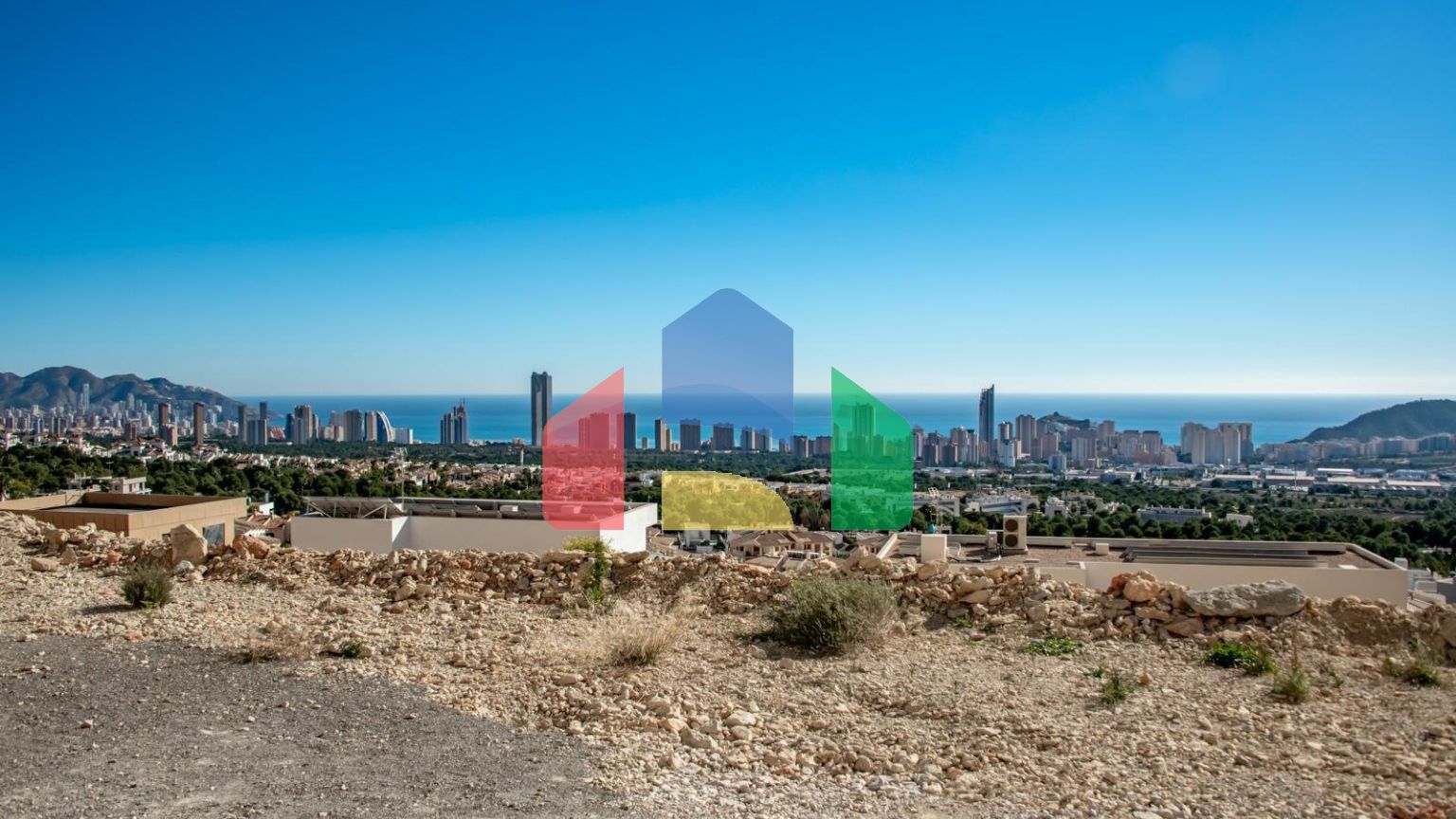 Уникальные виллы с потрясающим видом на море в Финестрате