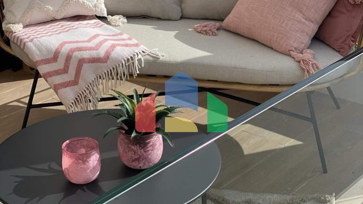 ВИЛЛА НА ПРОДАЖУ В ФИНЕСТРАТЕ