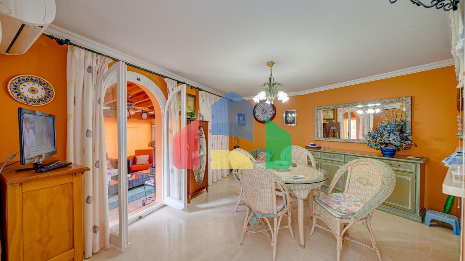 Уютный дом в Финестрате