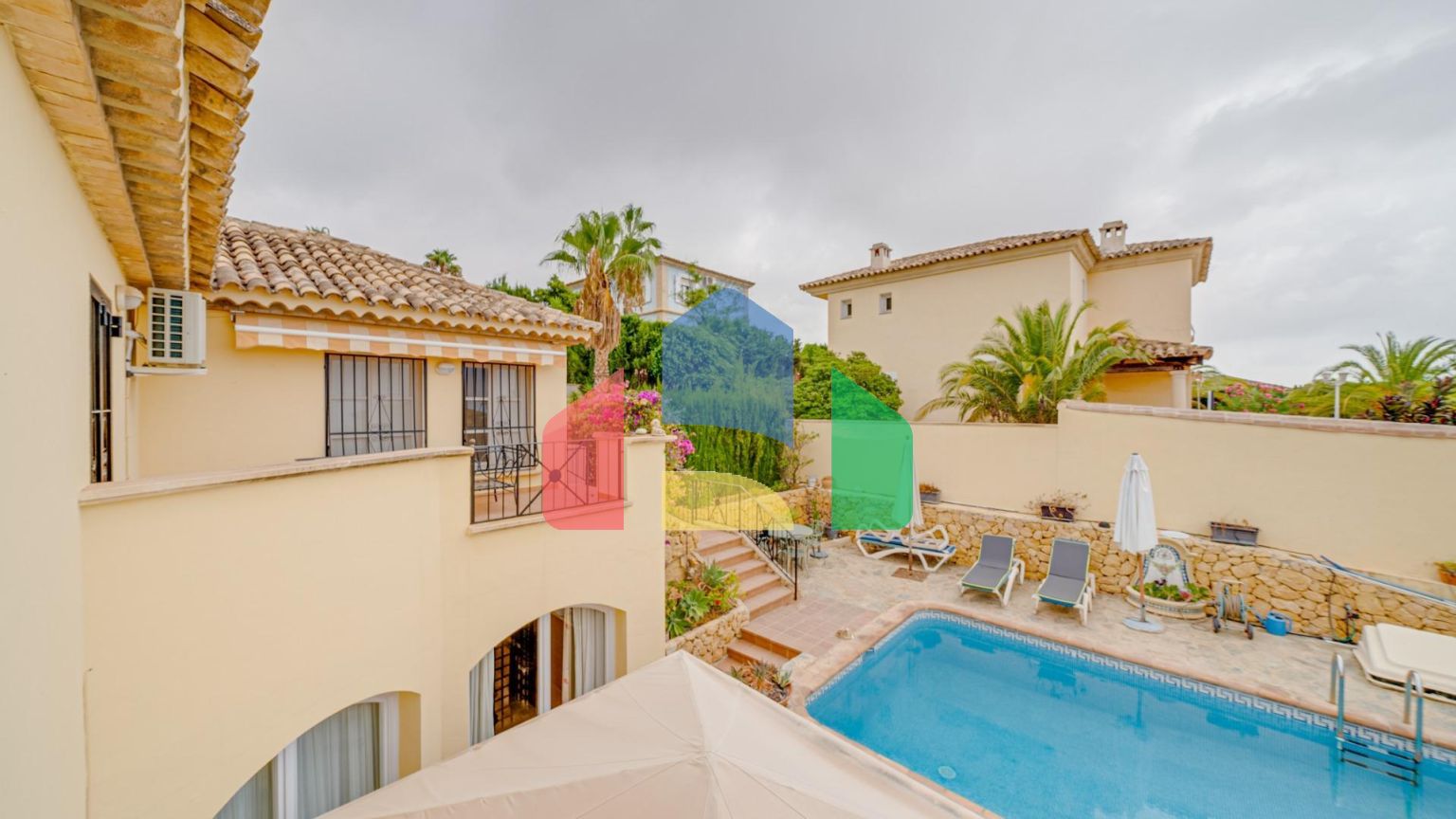 Уютный дом в Финестрате