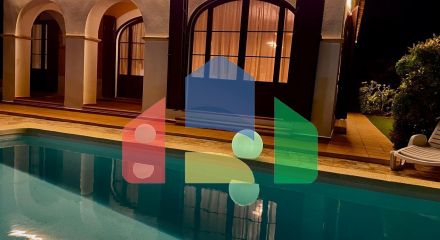 Очаровательная средиземноморская вилла с частным бассейном в Сьерра-Кортина