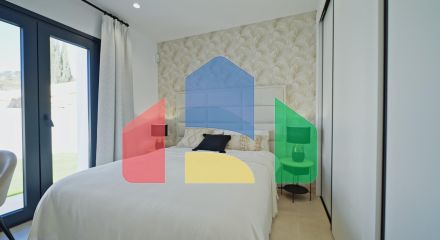 Новые эксклюзивные дизайнерские виллы с видом на море и горы Новые эксклюзивные дизайнерские виллы с видом на море и горы