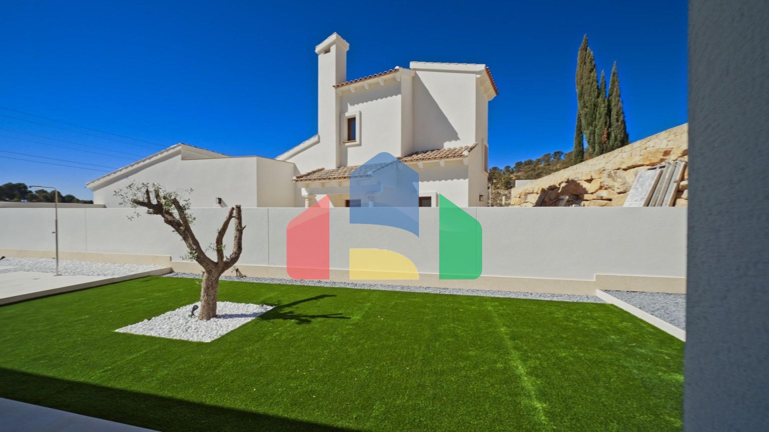 Новые эксклюзивные дизайнерские виллы с видом на море и горы