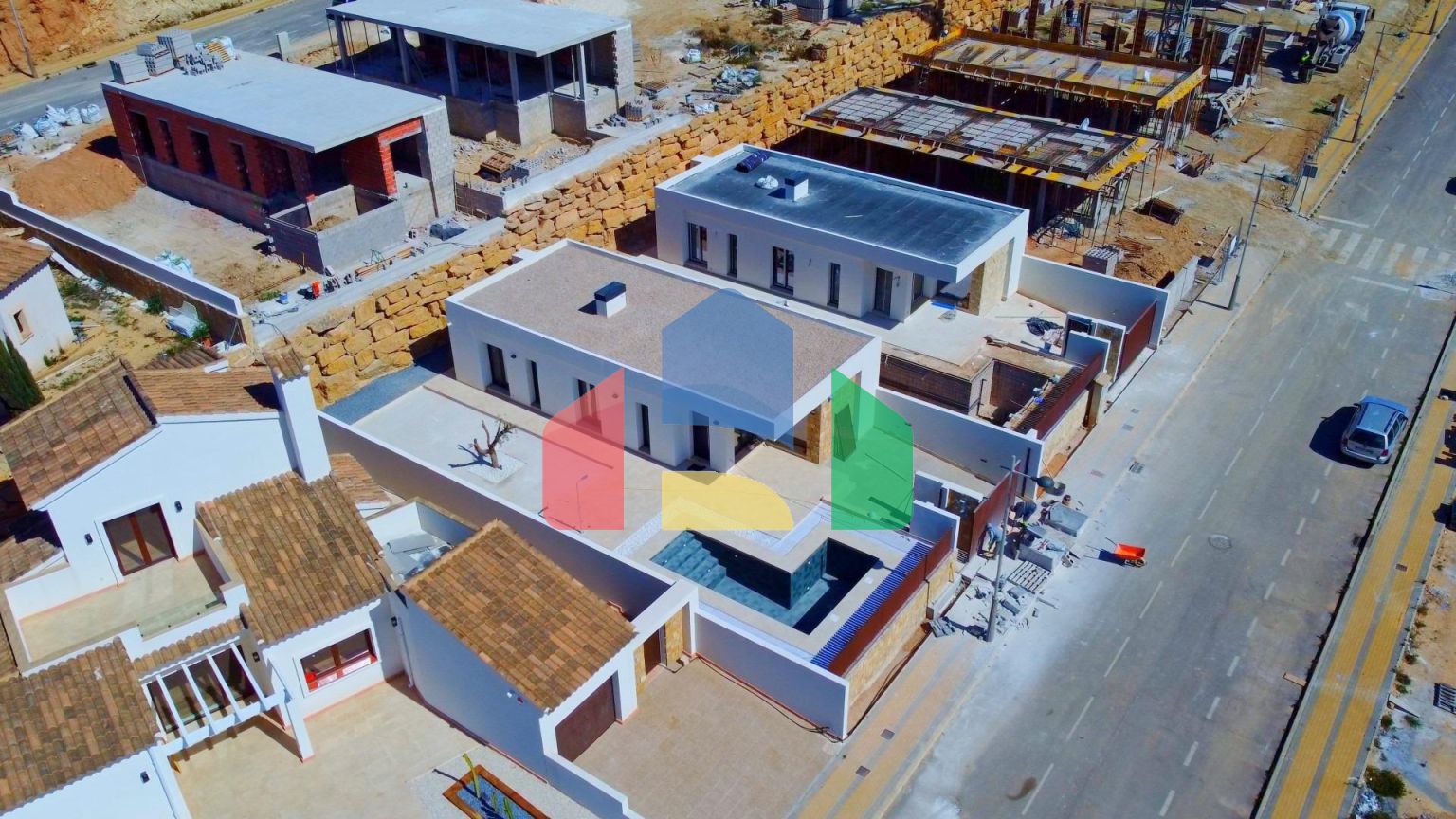 Новые эксклюзивные дизайнерские виллы с видом на море и горы