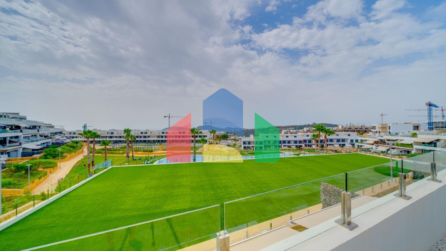 Полуновая квартира в Camporrosso Village