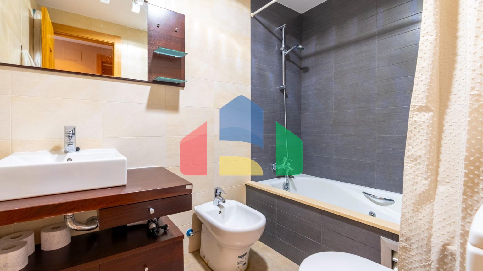 Отличная квартира в Лос Чересос: ваш новый дом в прекрасном районе Финестрат!