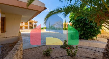 Отличная квартира в Лос Чересос: ваш новый дом в прекрасном районе Финестрат!