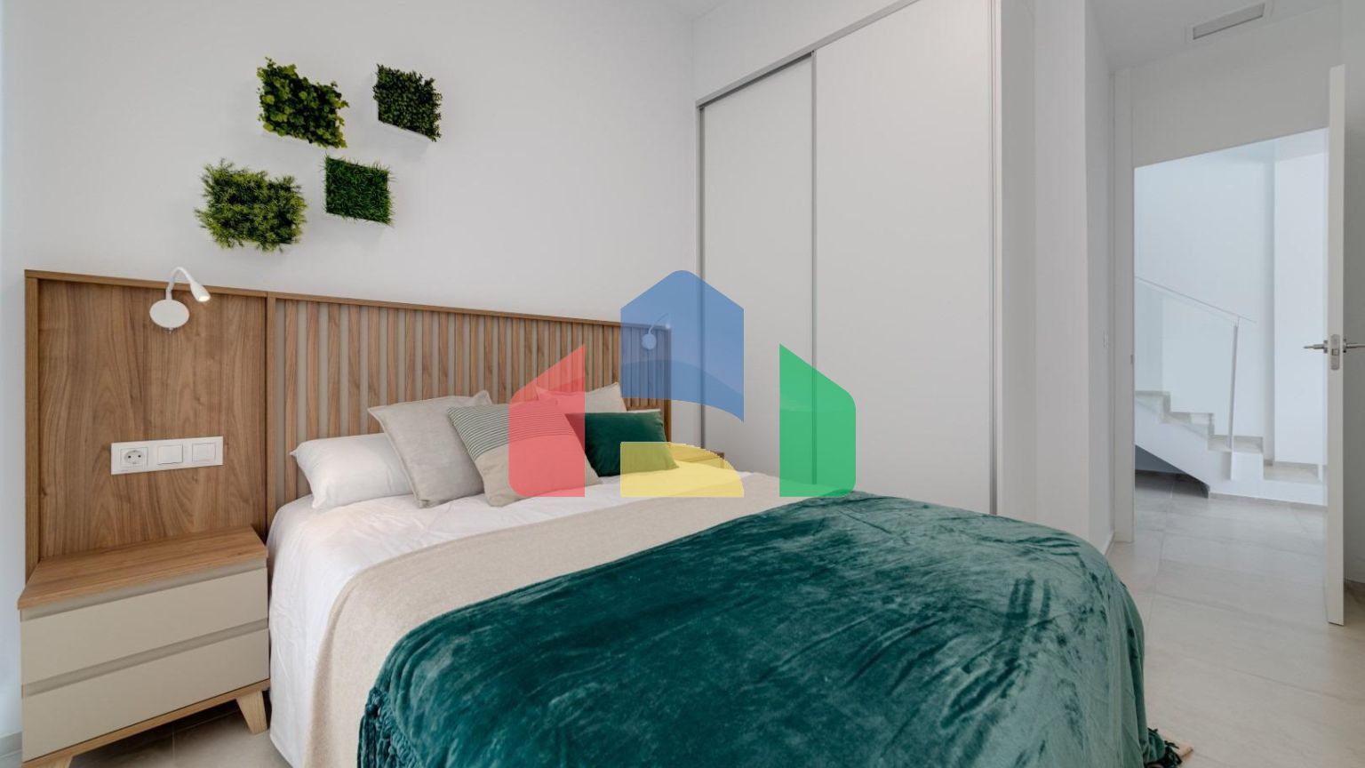 роскошных вилл в окружении зеленых зон и полей для гольфа