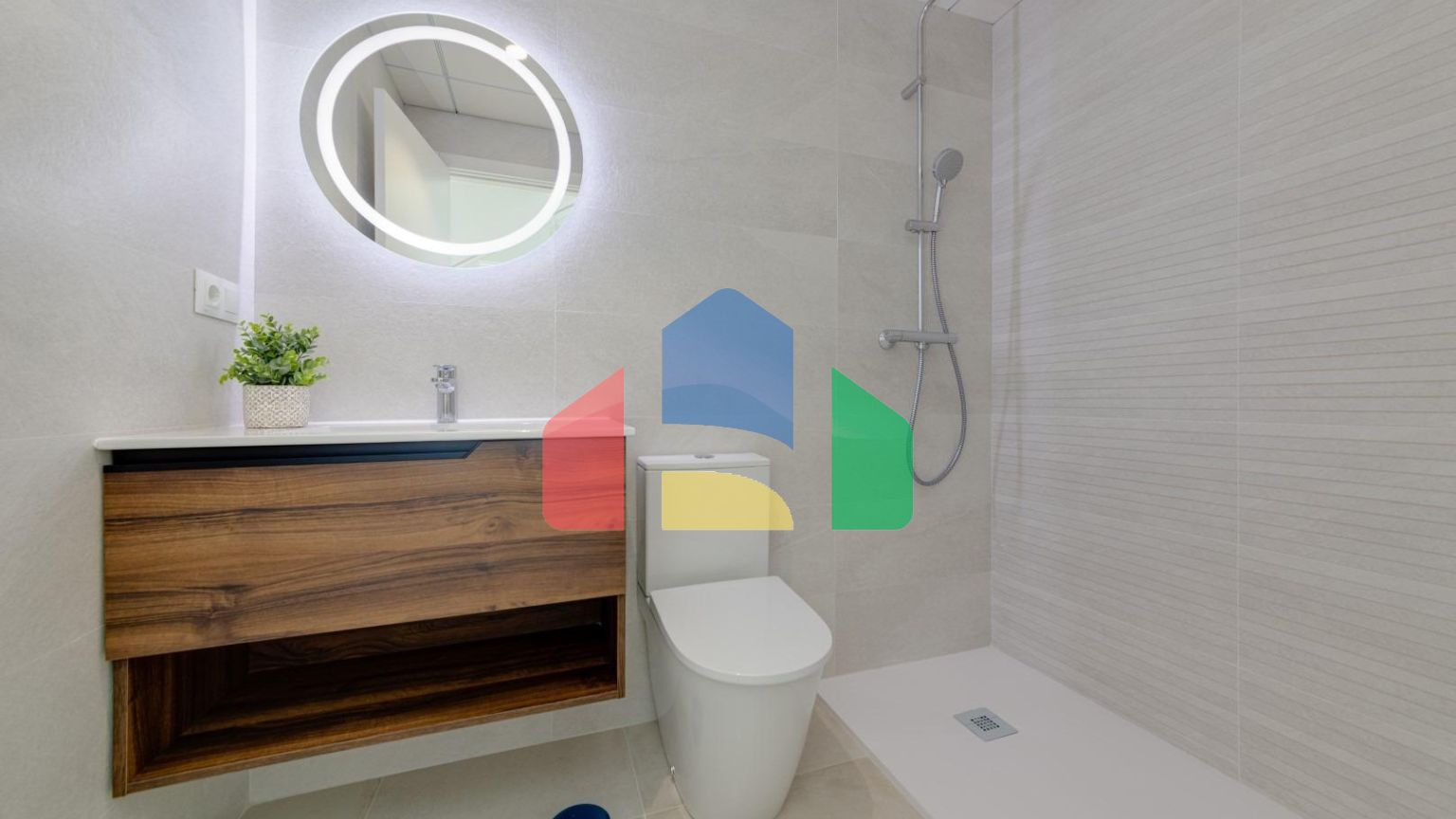 роскошных вилл в окружении зеленых зон и полей для гольфа