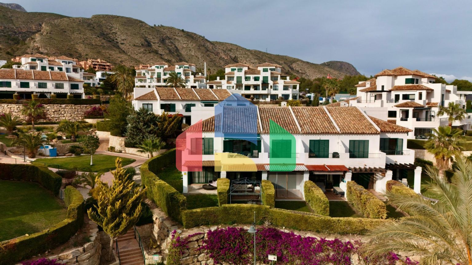 Очаровательный Бунгало в Сьерра-Кортина