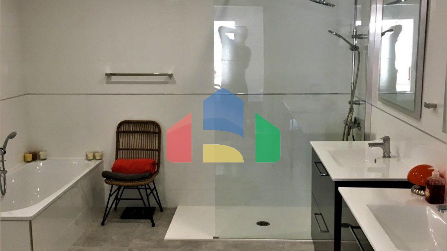 ВЕЛИКОЛЕПНЫЙ ПЕНТХАУС В БЕНИДОРМЕ В ЛА КАЛА С ВИДОМ НА МОРЕ