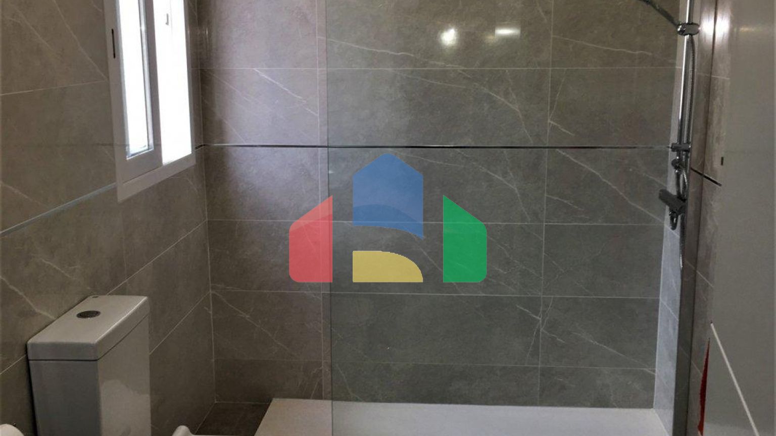 ВЕЛИКОЛЕПНЫЙ ПЕНТХАУС В БЕНИДОРМЕ В ЛА КАЛА С ВИДОМ НА МОРЕ