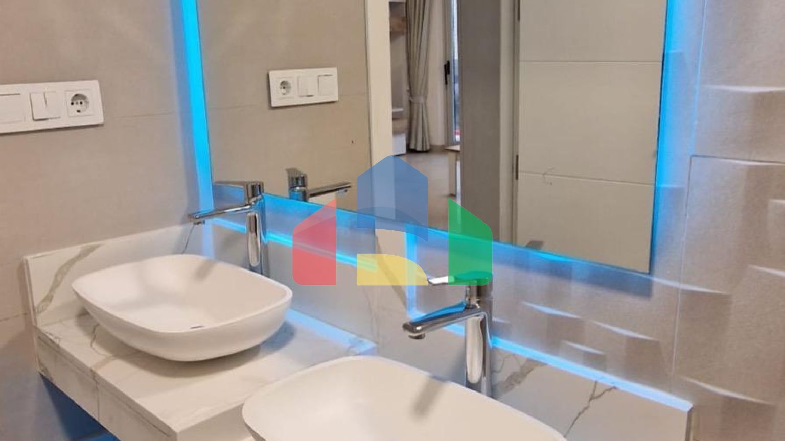 НОВЫЕ МЕБЛИРОВАННЫЕ КВАРТИРЫ С ТУРИСТИЧЕСКОЙ ЛИЦЕНЗИЕЙ В ЛА КАЛА, БЕНИДОРМ