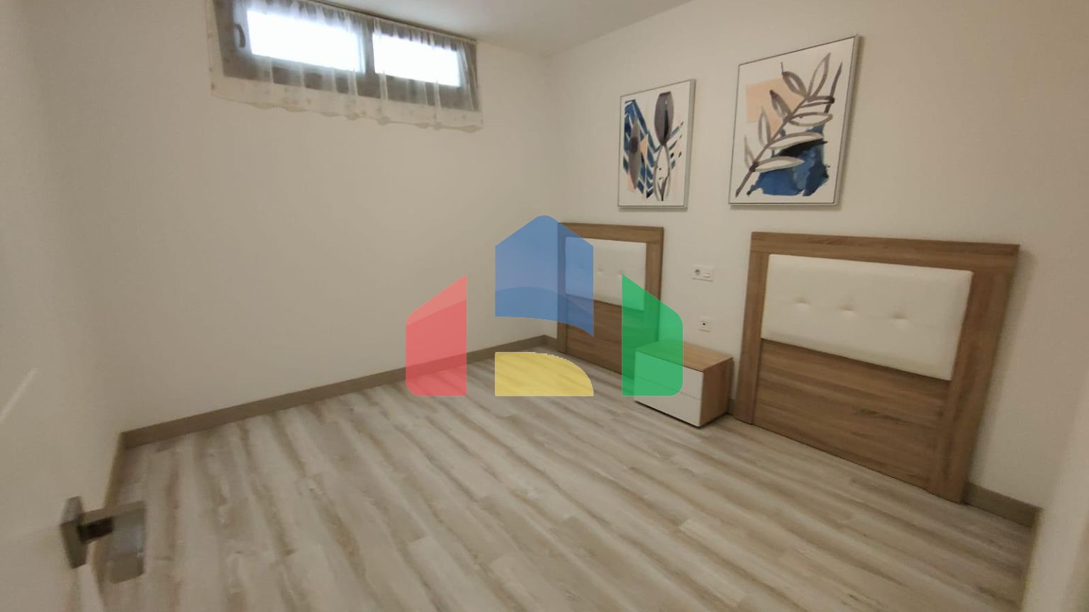 ОТДЕЛЬНАЯ ВИЛЛА С 4 СПАЛЬНЯМИ И ВИДОМ НА МОРЕ И ГОРЫ В ФИНЕСТРАТЕ