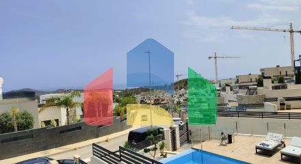 ОТДЕЛЬНАЯ ВИЛЛА С 4 СПАЛЬНЯМИ И ВИДОМ НА МОРЕ И ГОРЫ В ФИНЕСТРАТЕ