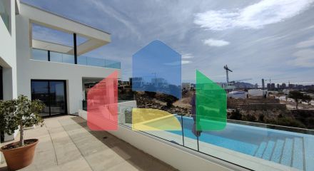 БОЛЬШАЯ СОВРЕМЕННАЯ ВИЛЛА В ФИНЕСТРАТЕ