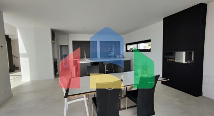 БОЛЬШАЯ СОВРЕМЕННАЯ ВИЛЛА В ФИНЕСТРАТЕ