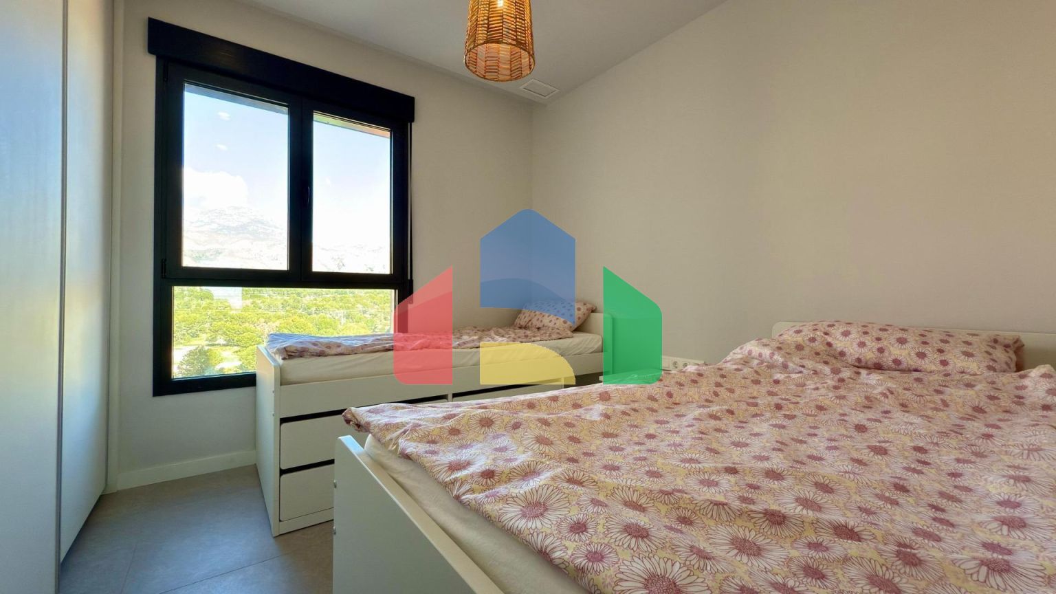 Роскошная Квартира с Потрясающим Видом на Море