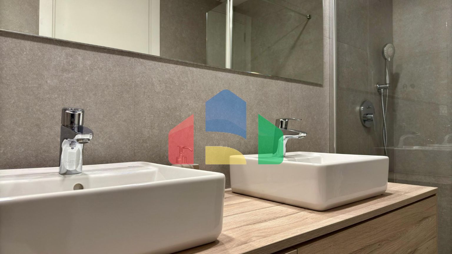 Роскошная Квартира с Потрясающим Видом на Море