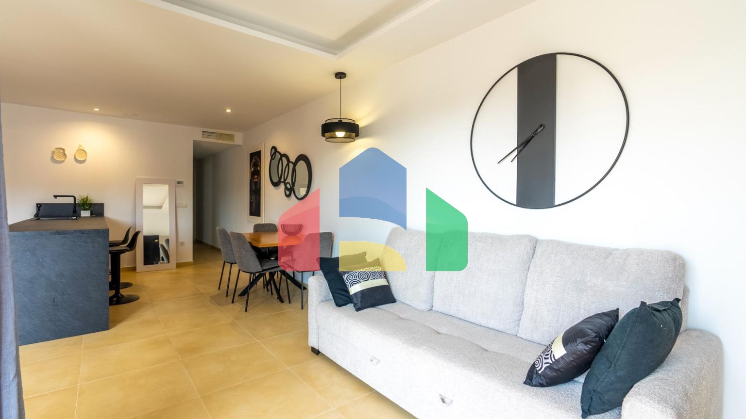 Идеальный летний дом с потрясающим видом