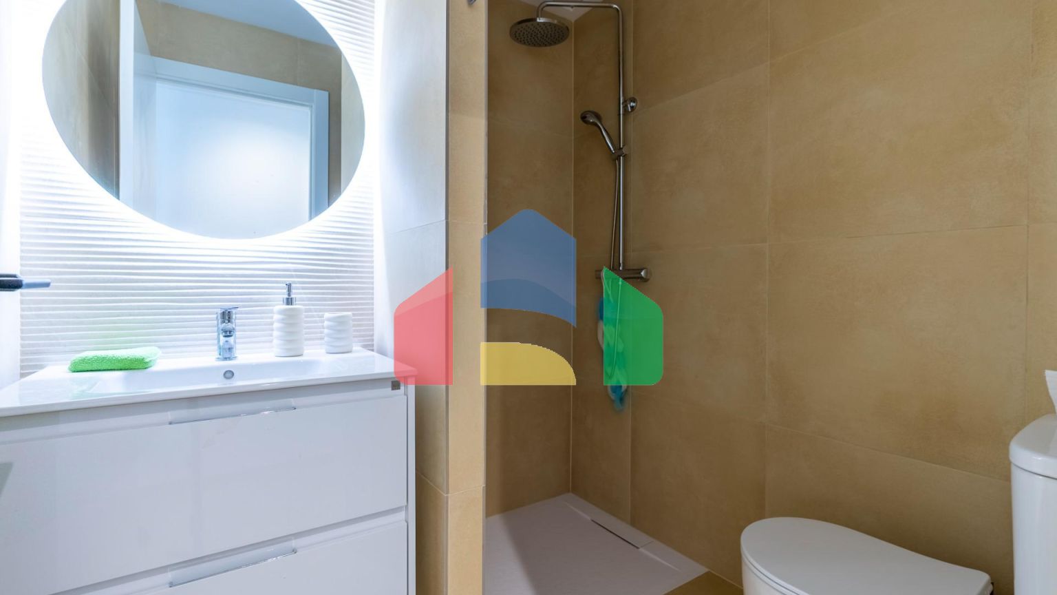 Идеальный летний дом с потрясающим видом