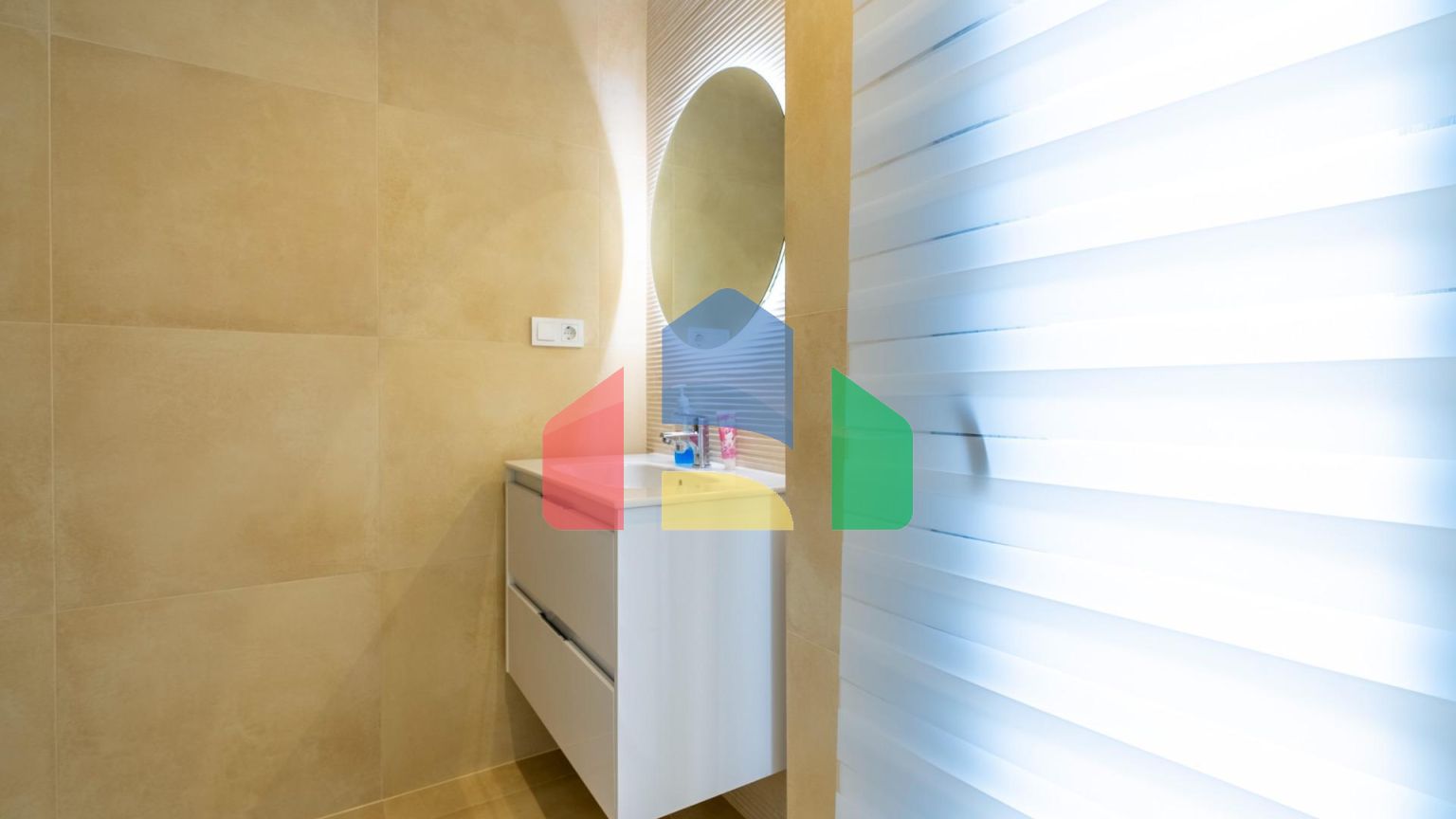 Идеальный летний дом с потрясающим видом