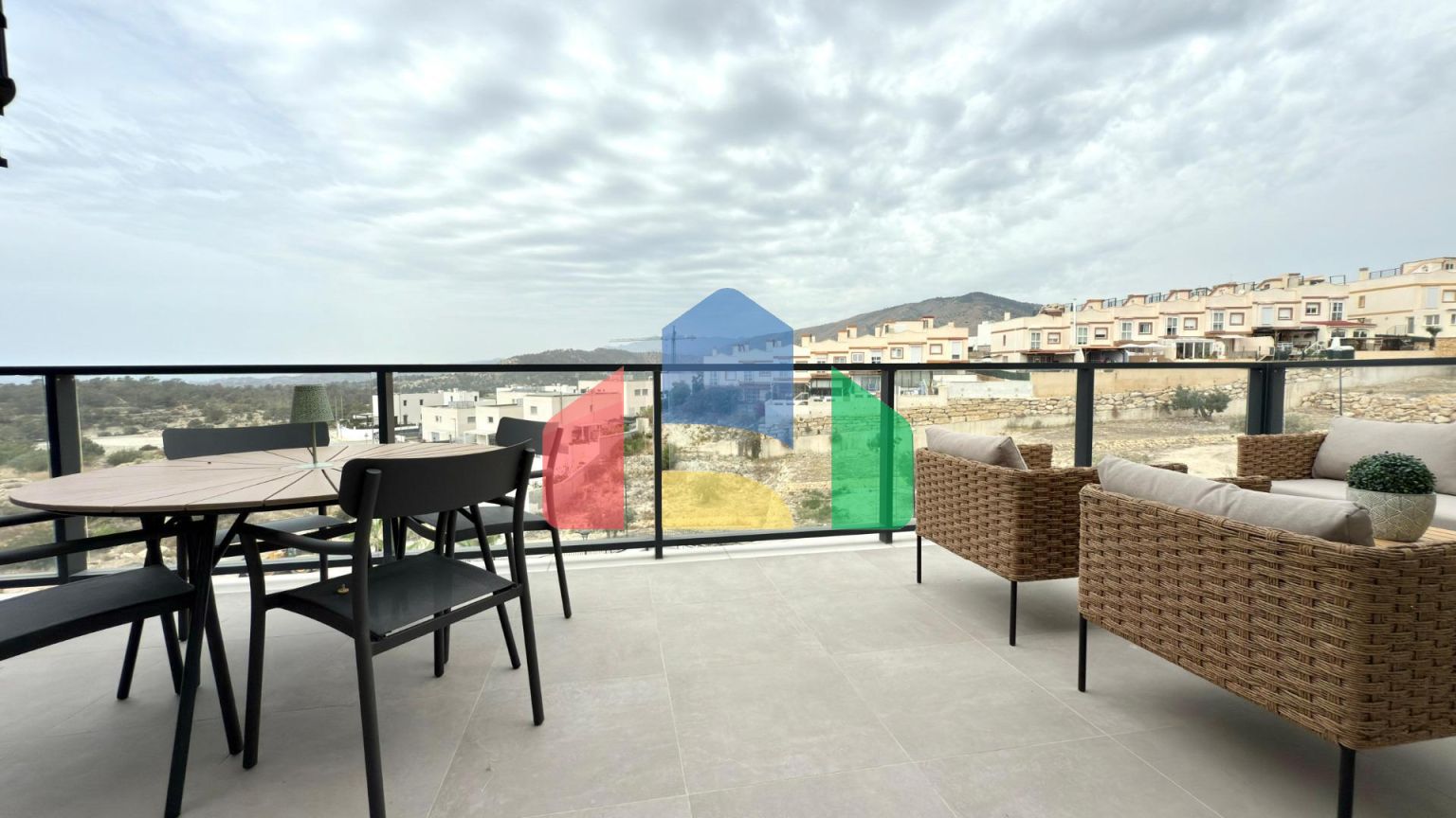 Новый угловой таунхаус с видом на море – Balcón de Finestrat