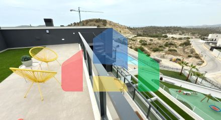 Новый угловой таунхаус с видом на море – Balcón de Finestrat