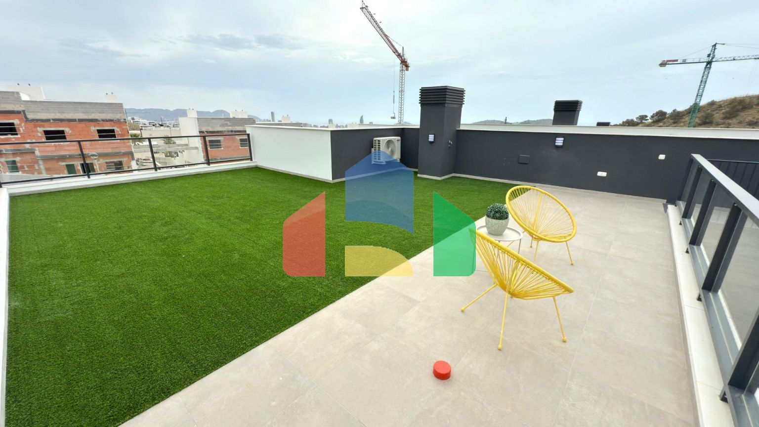 Новый угловой таунхаус с видом на море – Balcón de Finestrat