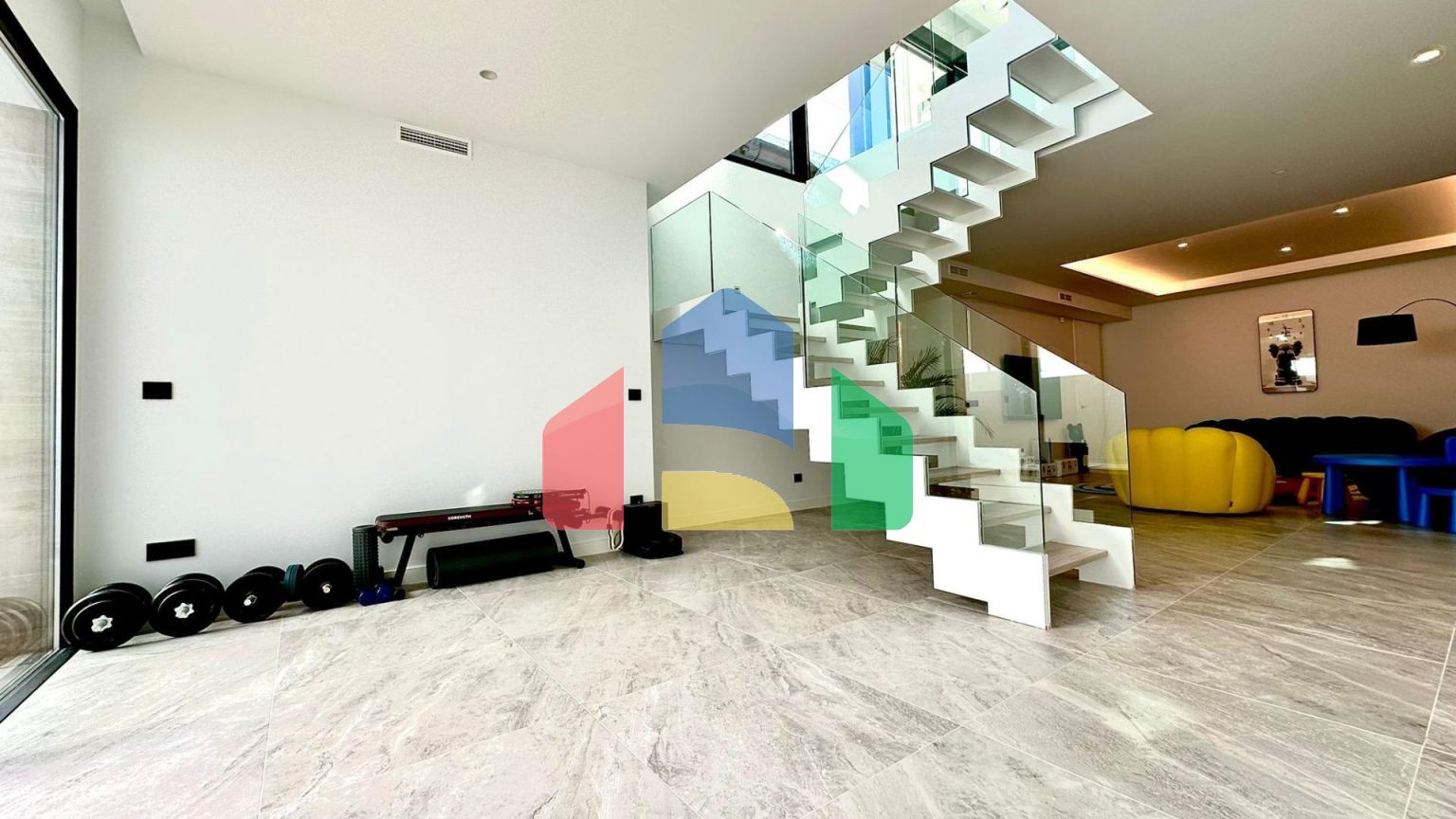 Эксклюзивная Люксовая Вилла с Потрясающим Панорамным Видом на Море и Бенидорм