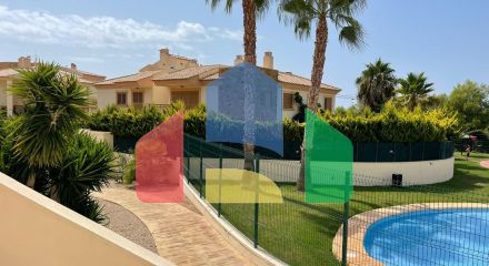 Прекрасный таунхаус в Golf Bahía