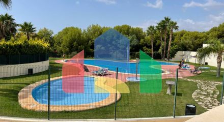 Прекрасный таунхаус в Golf Bahía