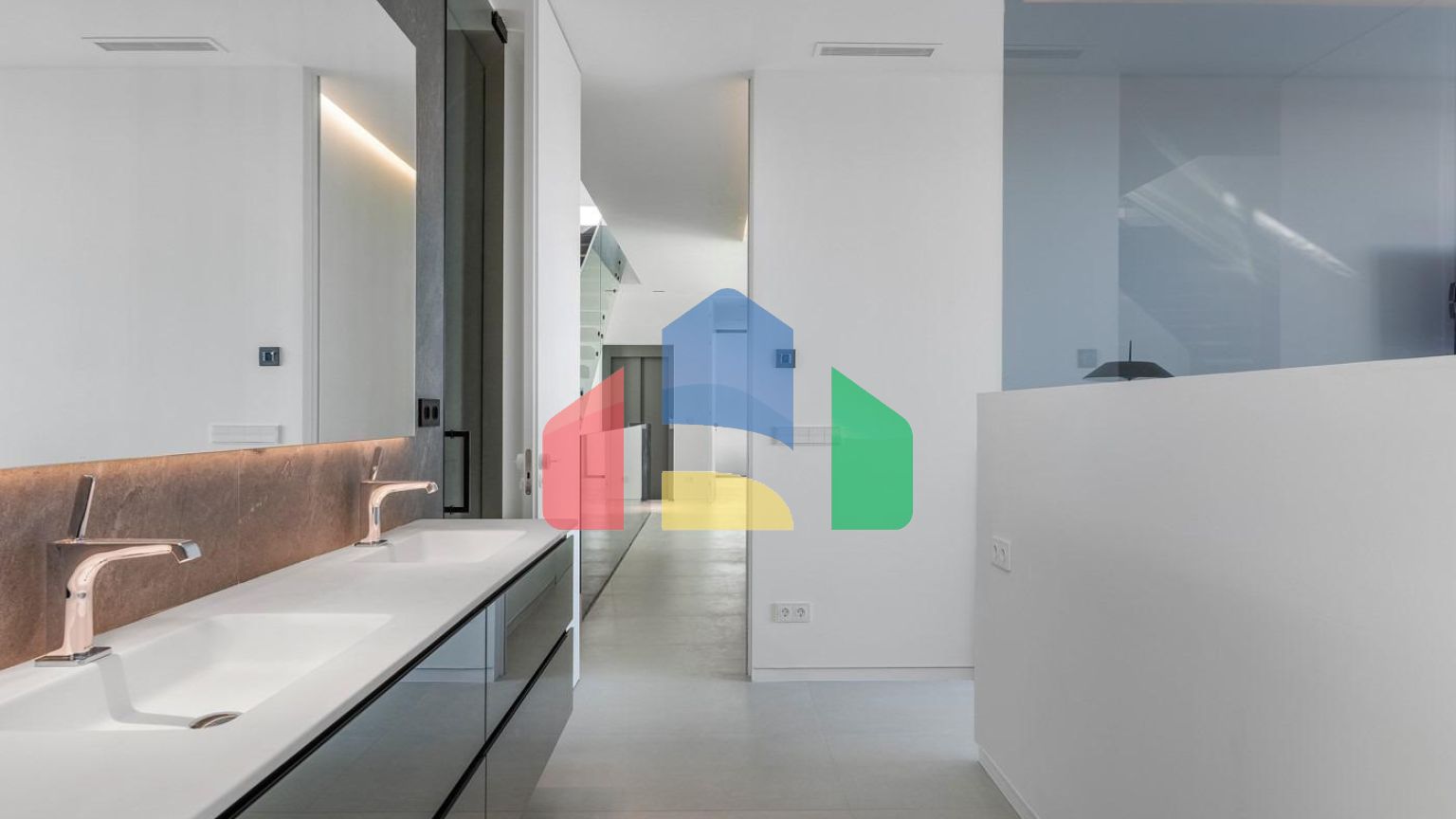 Невероятная вилла с панорамными видами в Финестрате