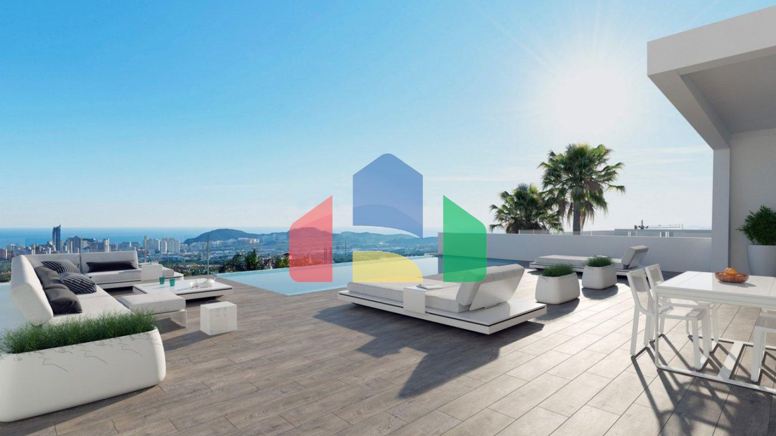 РОСКОШНЫЕ НОВЫЕ ВИЛЛЫ В ФИНЕСТРАТЕ С ВИДОМ НА МОРЕ